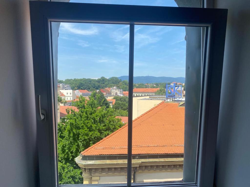 Modern City-Centre Penthouse With Spectacular Views / 135Sqm ザグレブ エクステリア 写真